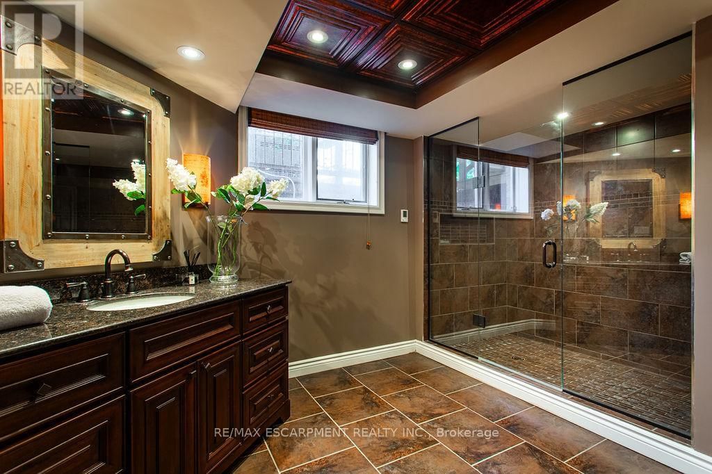 27 BLACKBERRY PLACE Image 36