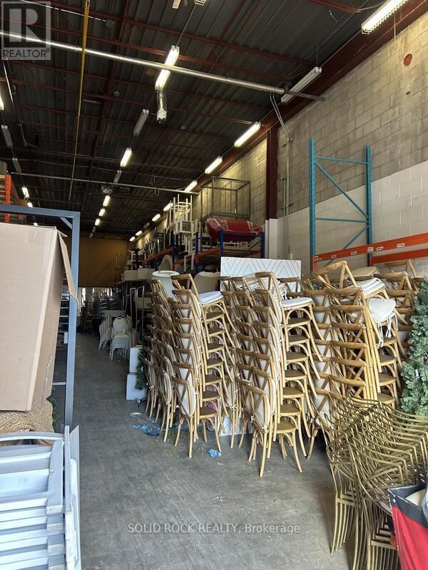 12 - 830 INDUSTRIAL AVENUE Image 4