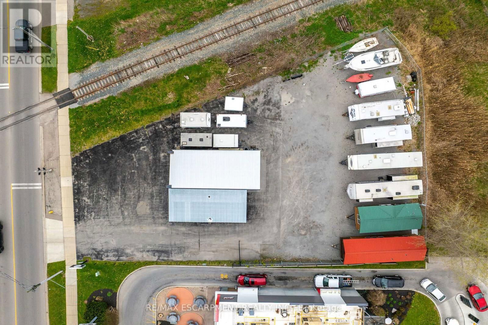 628 BROAD STREET EAST Image 37