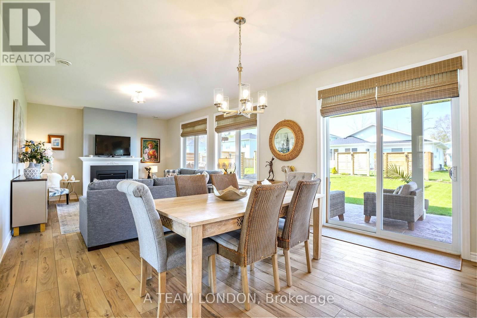 35 REGATTA WAY Image 16