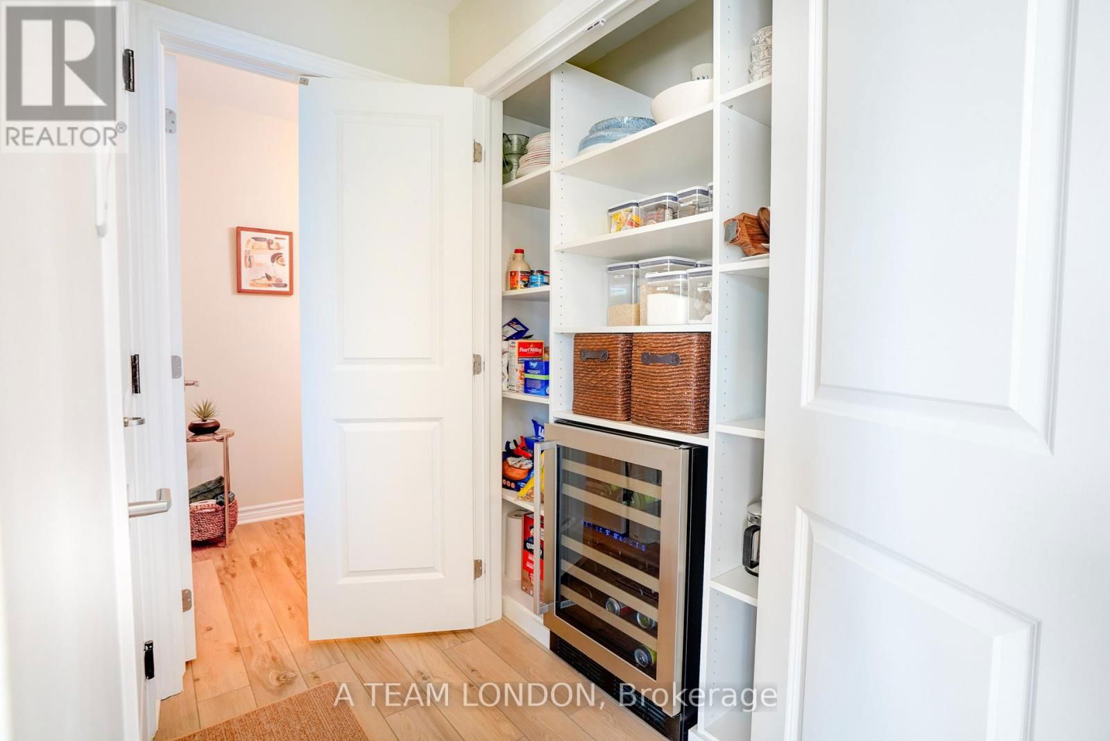 35 REGATTA WAY Image 21