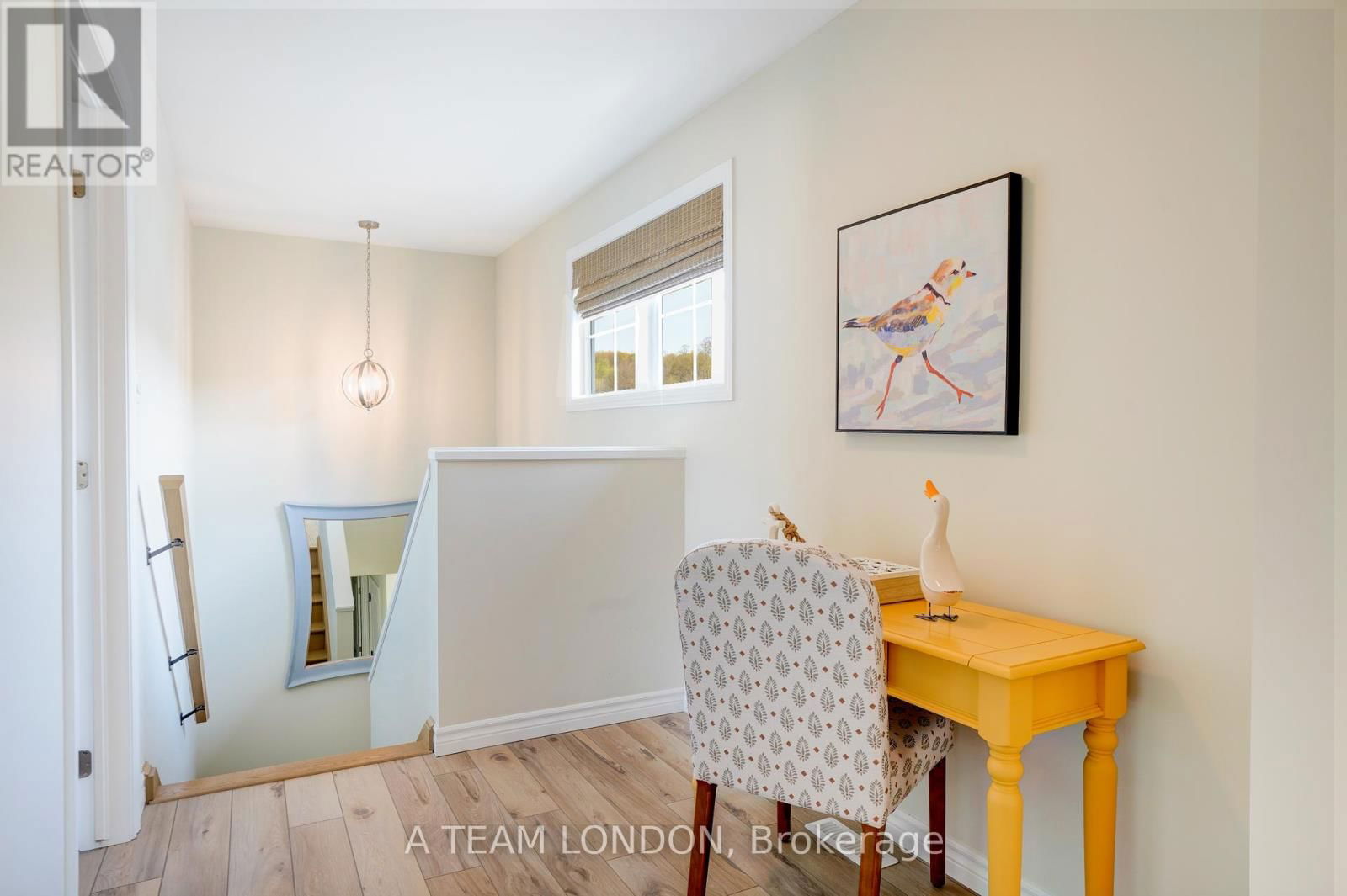 35 REGATTA WAY Image 23