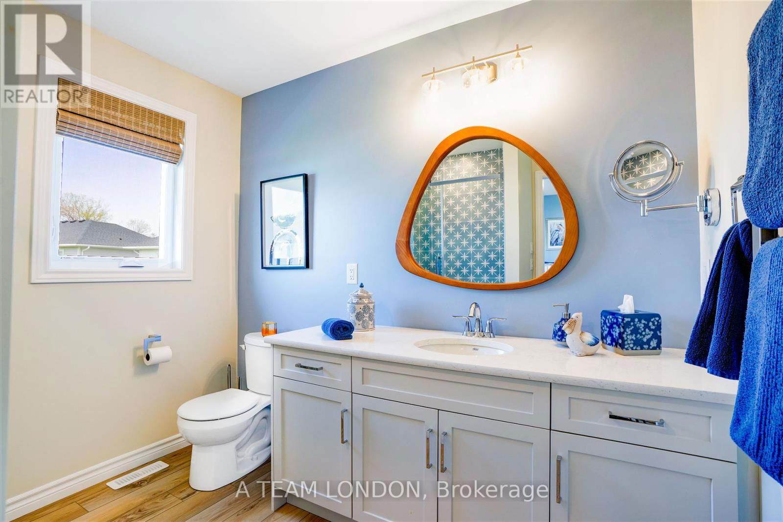 35 REGATTA WAY Image 26