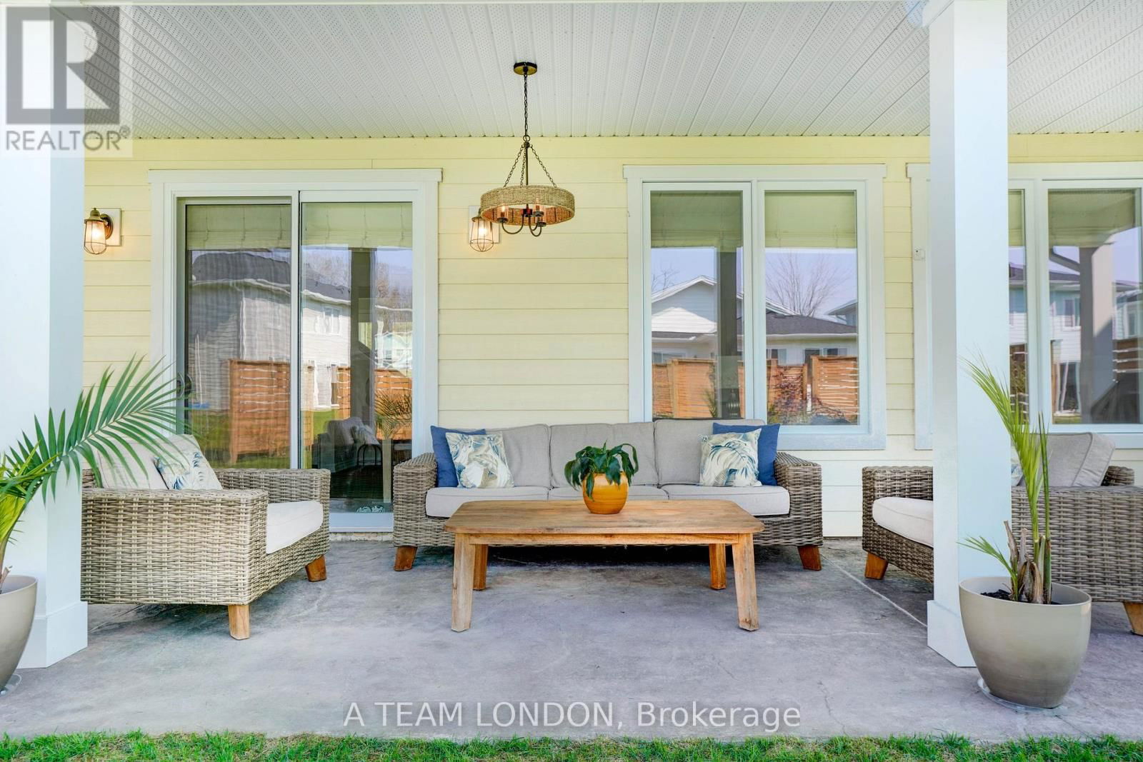 35 REGATTA WAY Image 34
