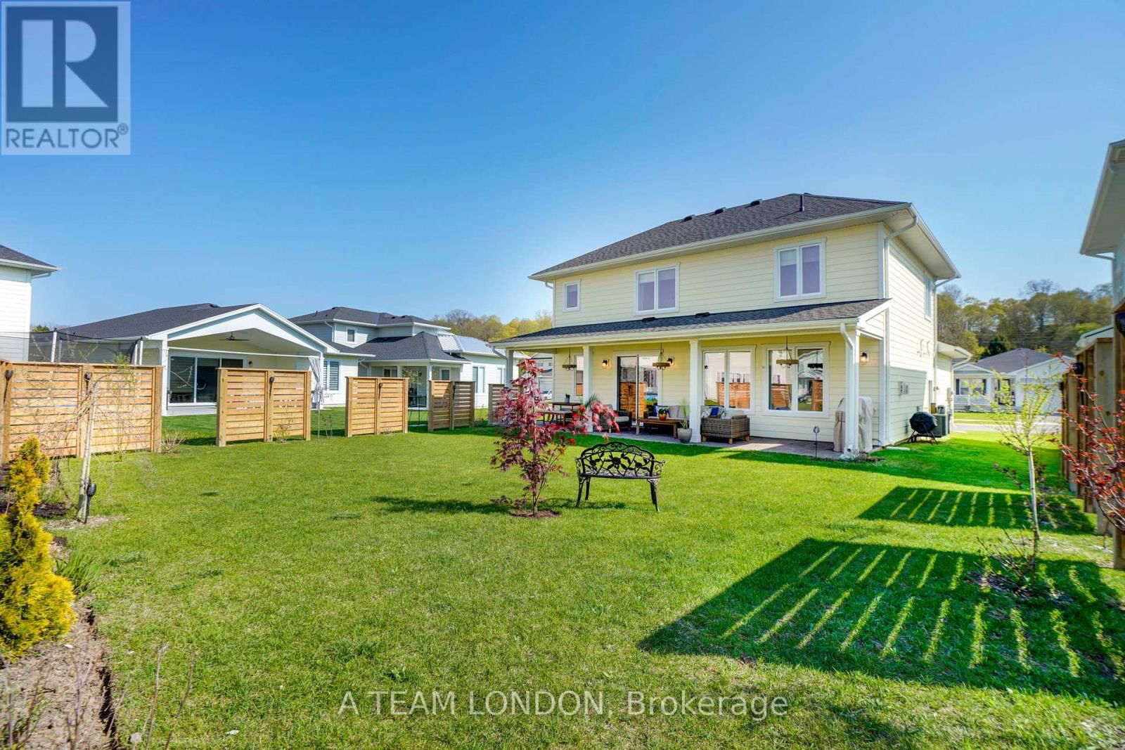 35 REGATTA WAY Image 37