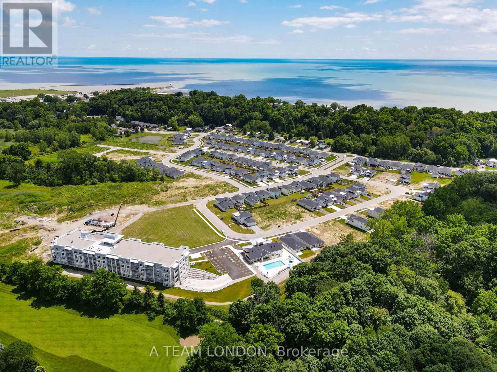 35 REGATTA WAY Image 47