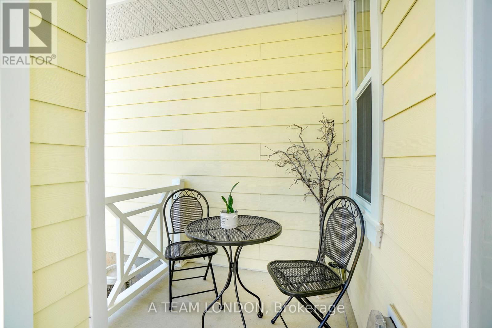 35 REGATTA WAY Image 6