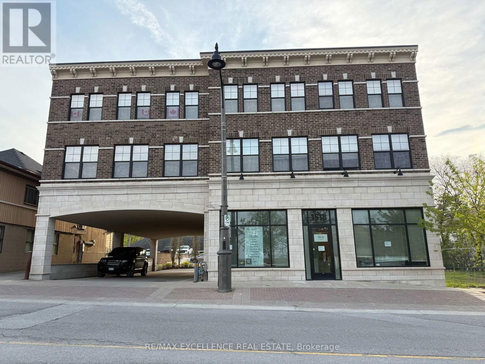 1518 PELHAM STREET Image 1