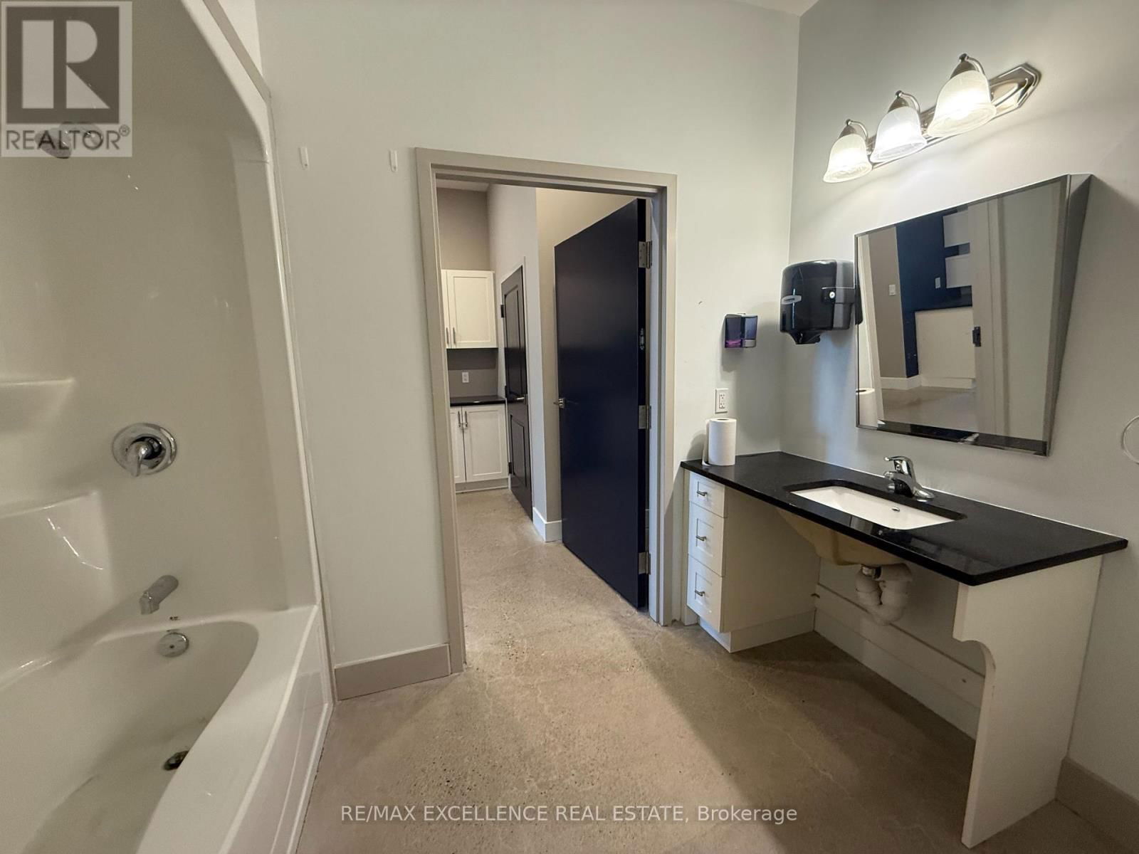 1518 PELHAM STREET Image 17
