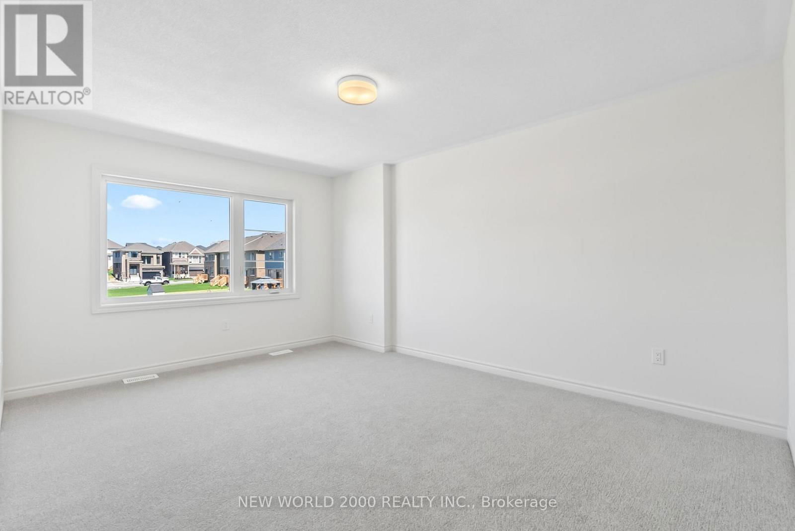 492 TREVOR STREET Image 26