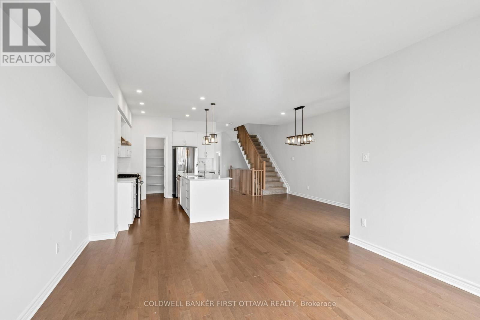 47 SALAMANDER WAY Image 17