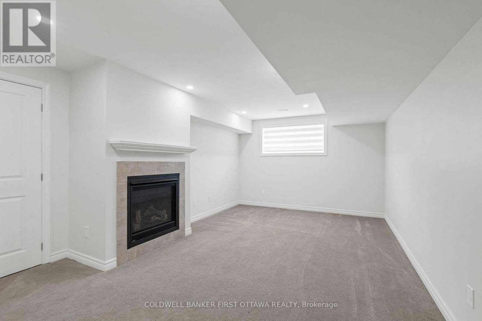 47 SALAMANDER WAY Image 42