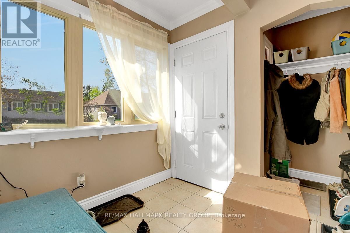 89 TOWER ROAD Image 2