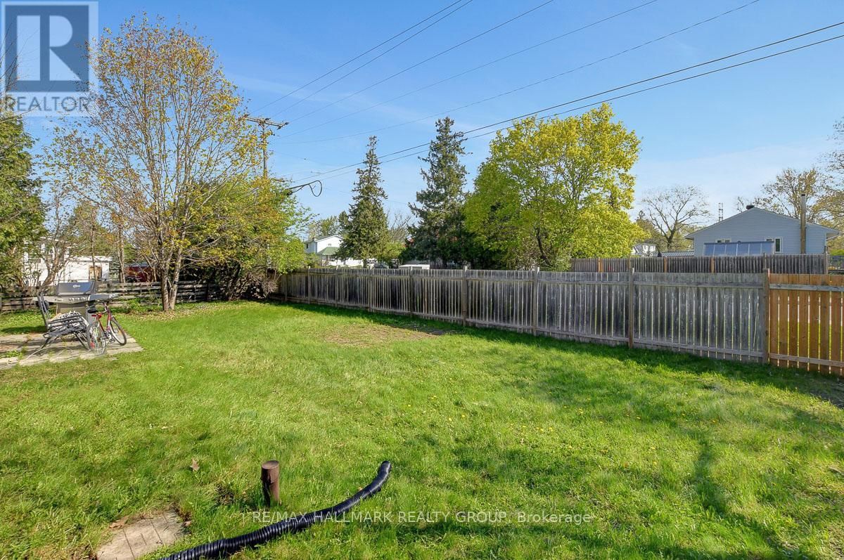 89 TOWER ROAD Image 29