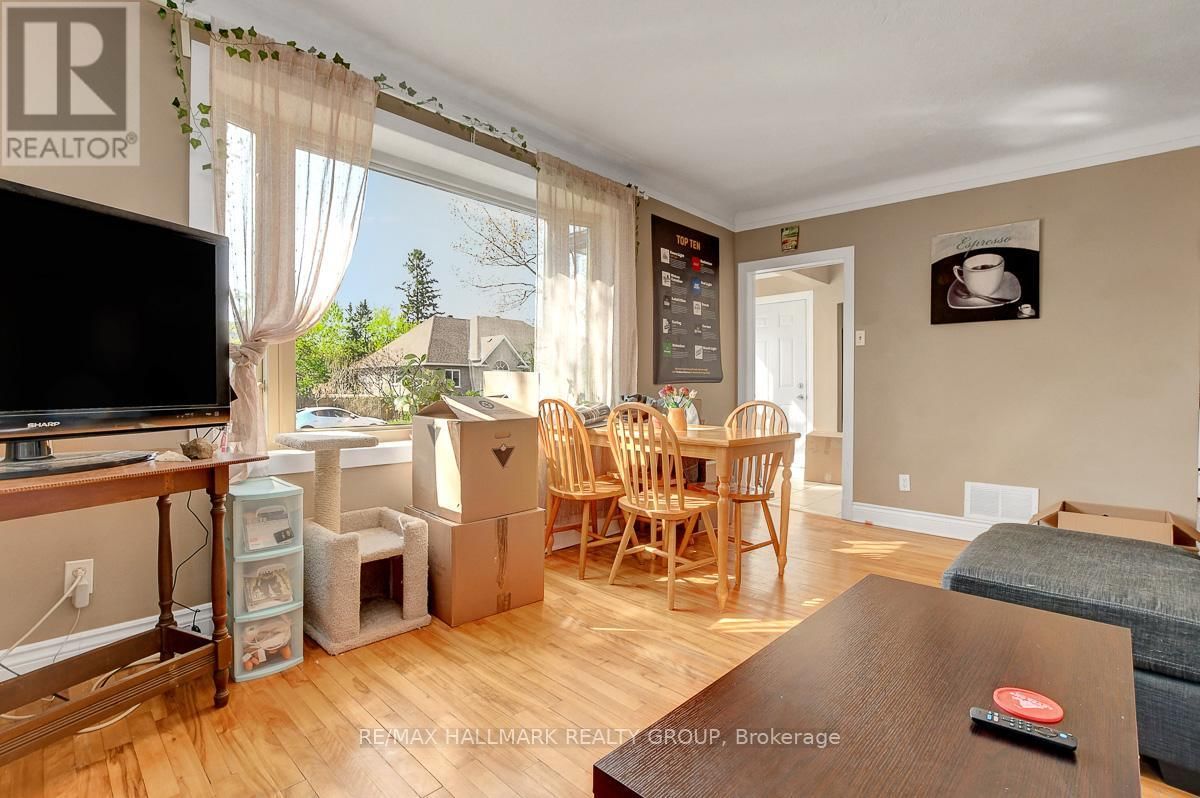 89 TOWER ROAD Image 4