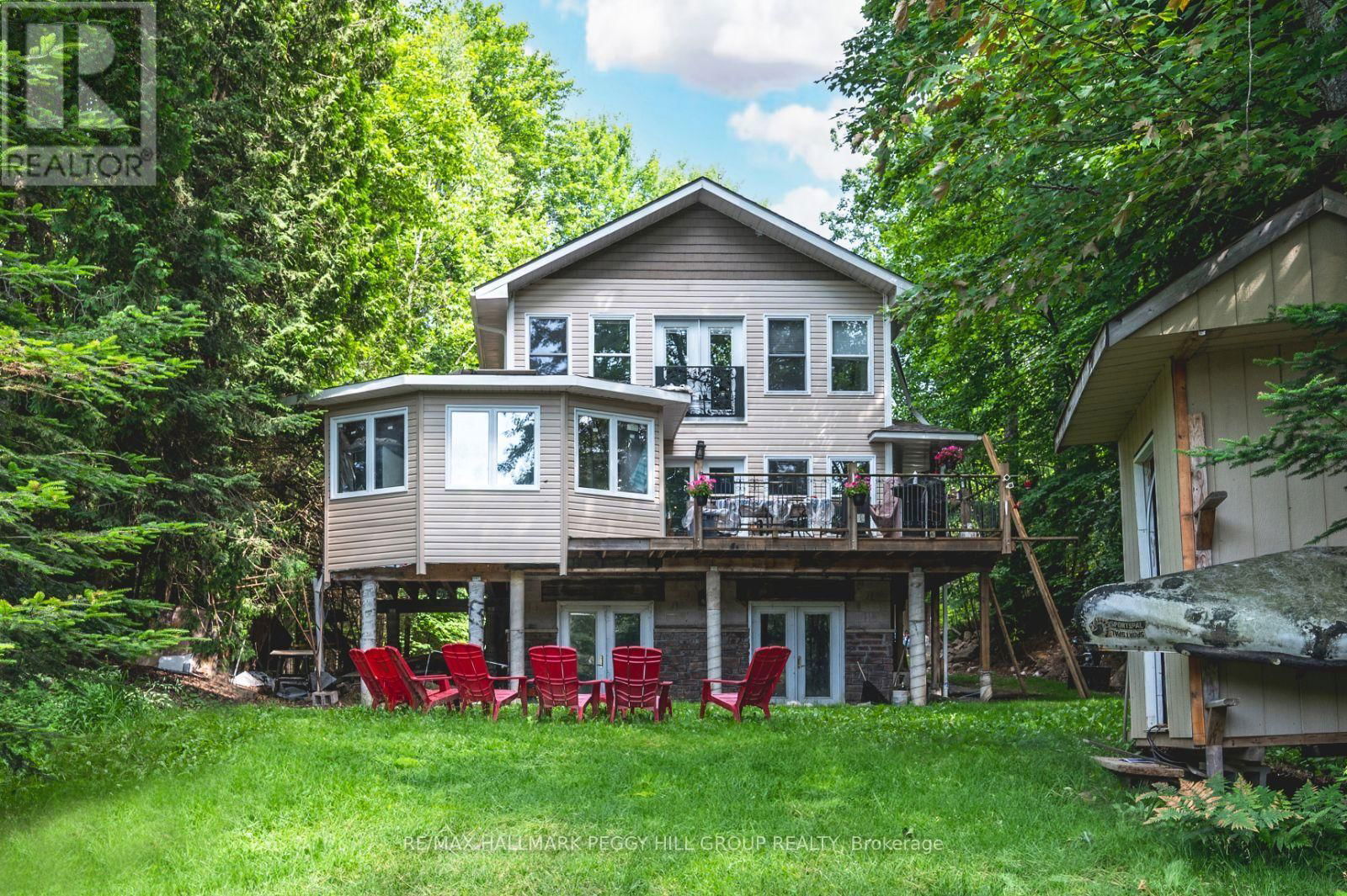4 CLOVER COURT Image 1