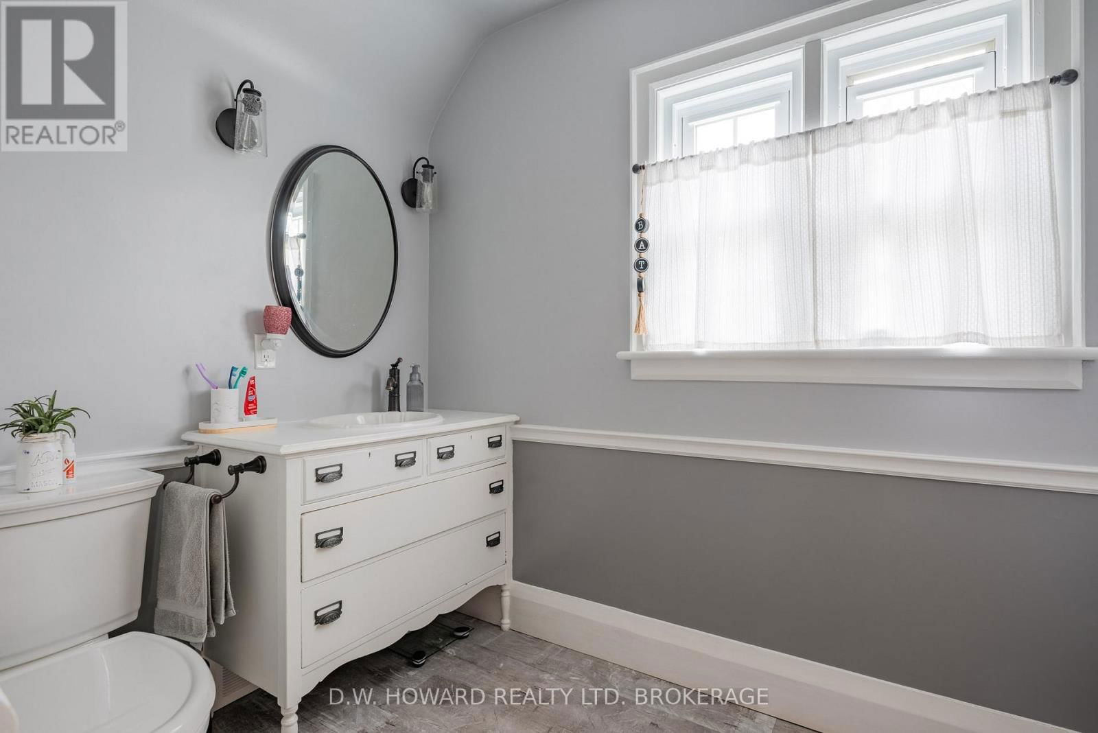 3817 HIGHLAND DRIVE Image 20