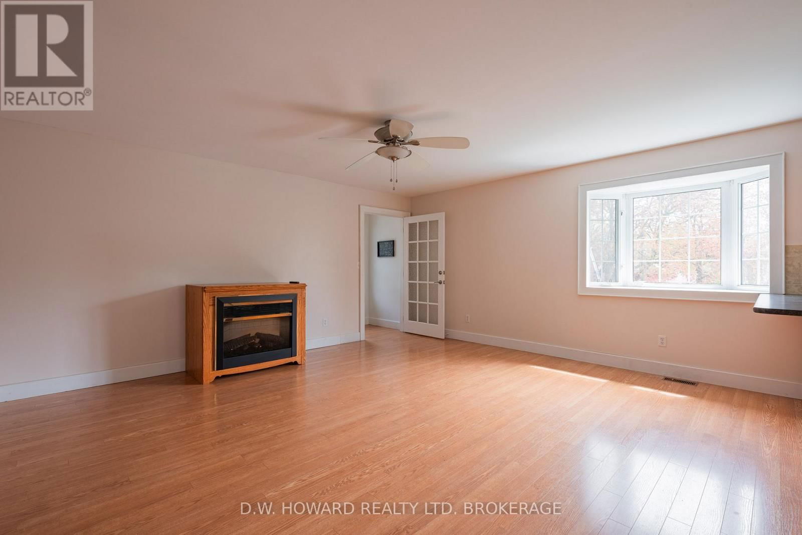 3817 HIGHLAND DRIVE Image 25