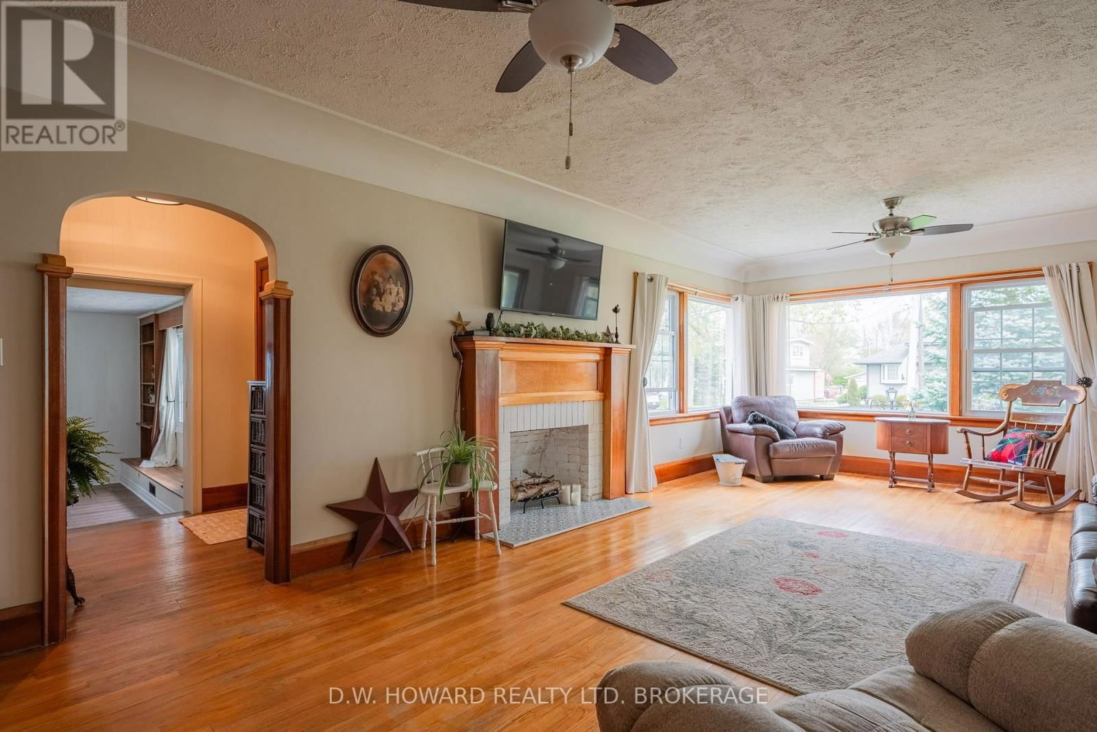 3817 HIGHLAND DRIVE Image 4
