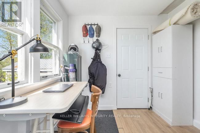 7424 ROGER STEVENS DRIVE Image 20