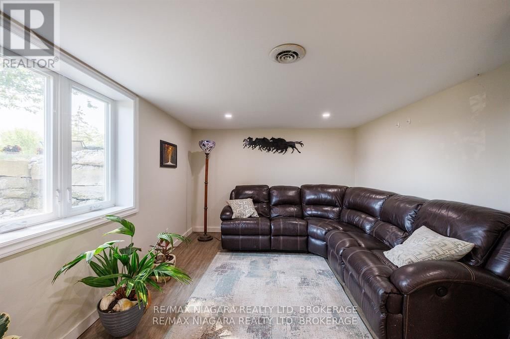 490 MATHEWS ROAD Image 35