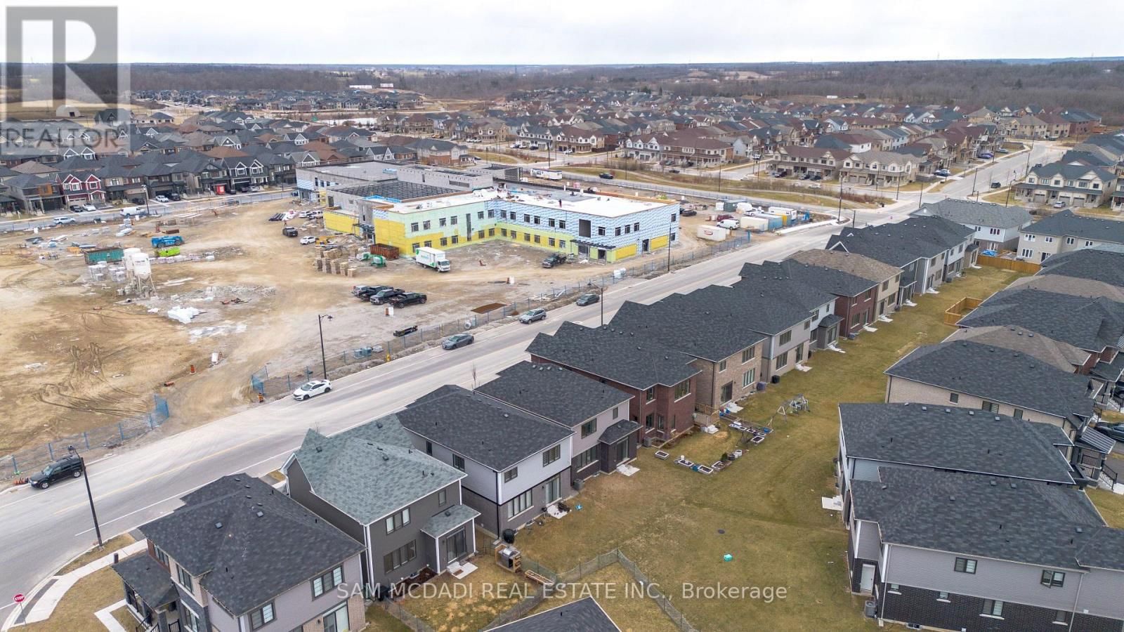 180 WHITHORN CRESCENT Image 29