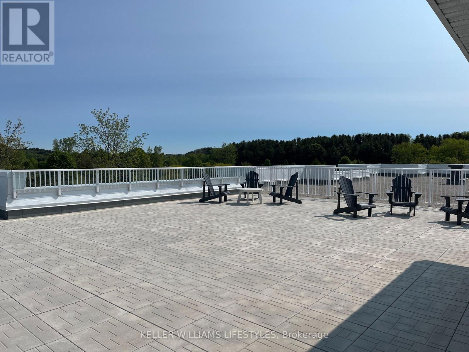 316 - 100 THE PROMENADE STREET Image 26