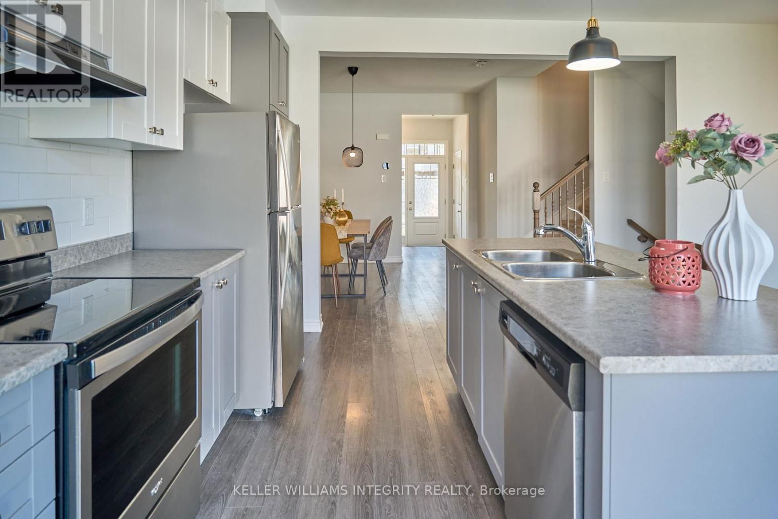 125 PICTOU CRESCENT Image 16