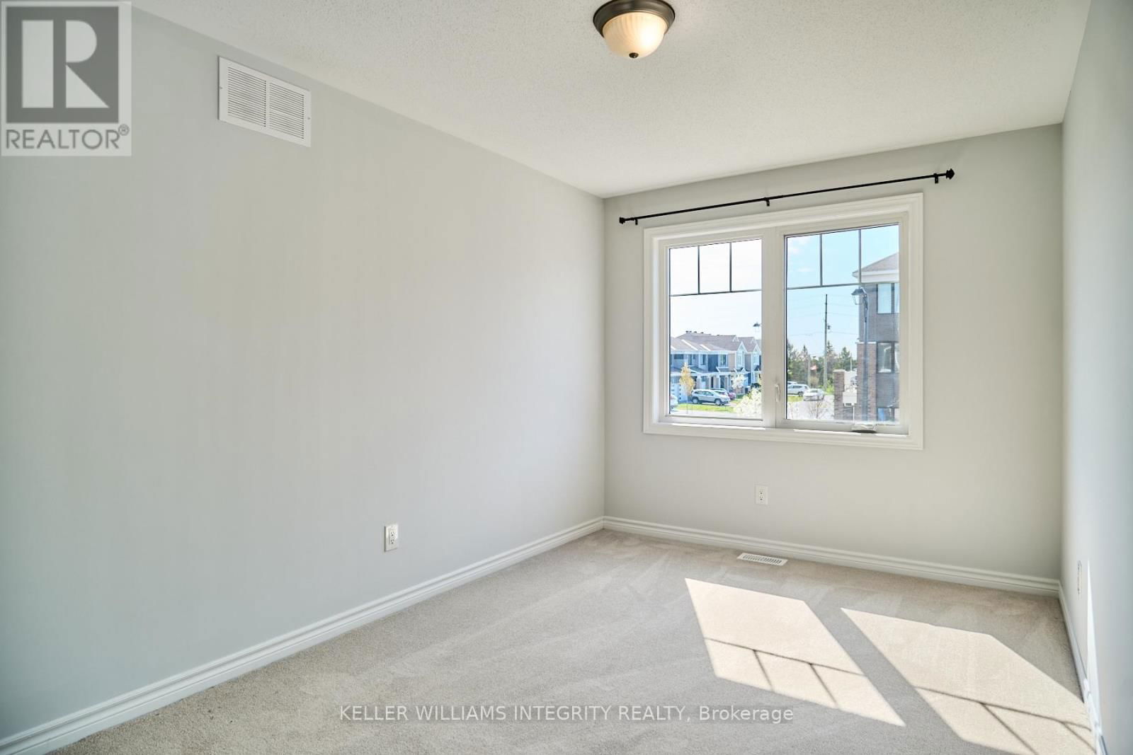 125 PICTOU CRESCENT Image 27