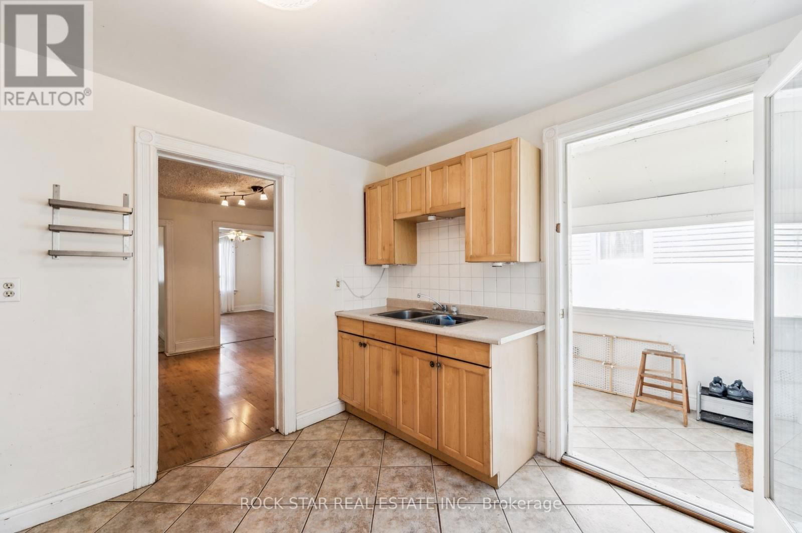 56 BREADALBANE STREET Image 22