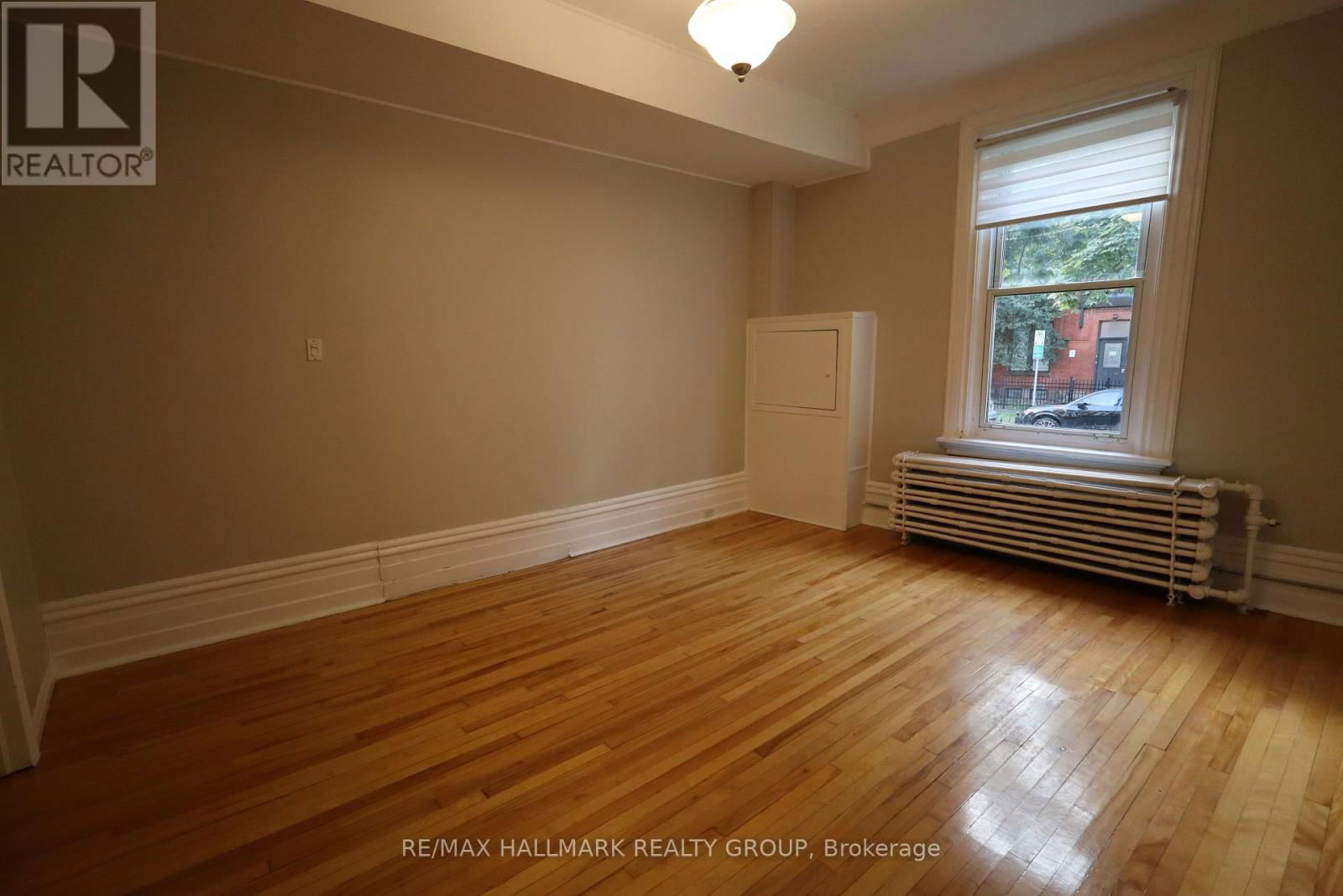 80 DALY AVENUE Image 13