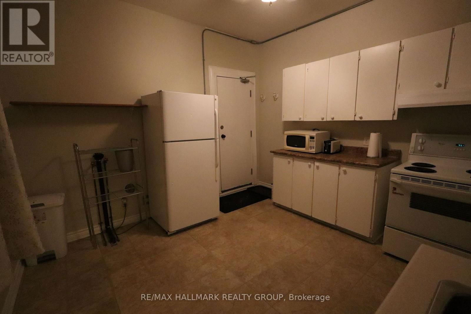 80 DALY AVENUE Image 20