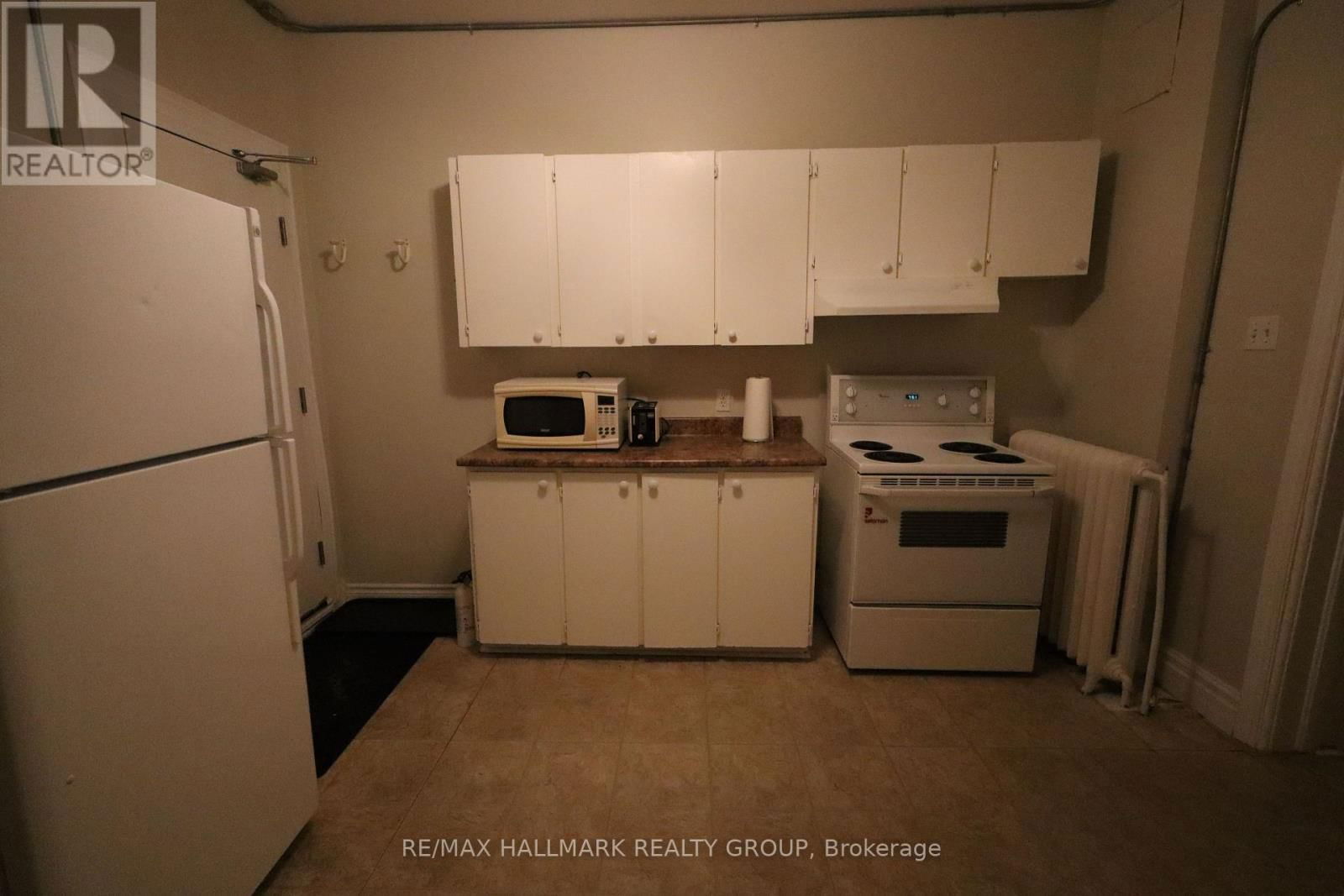 80 DALY AVENUE Image 21
