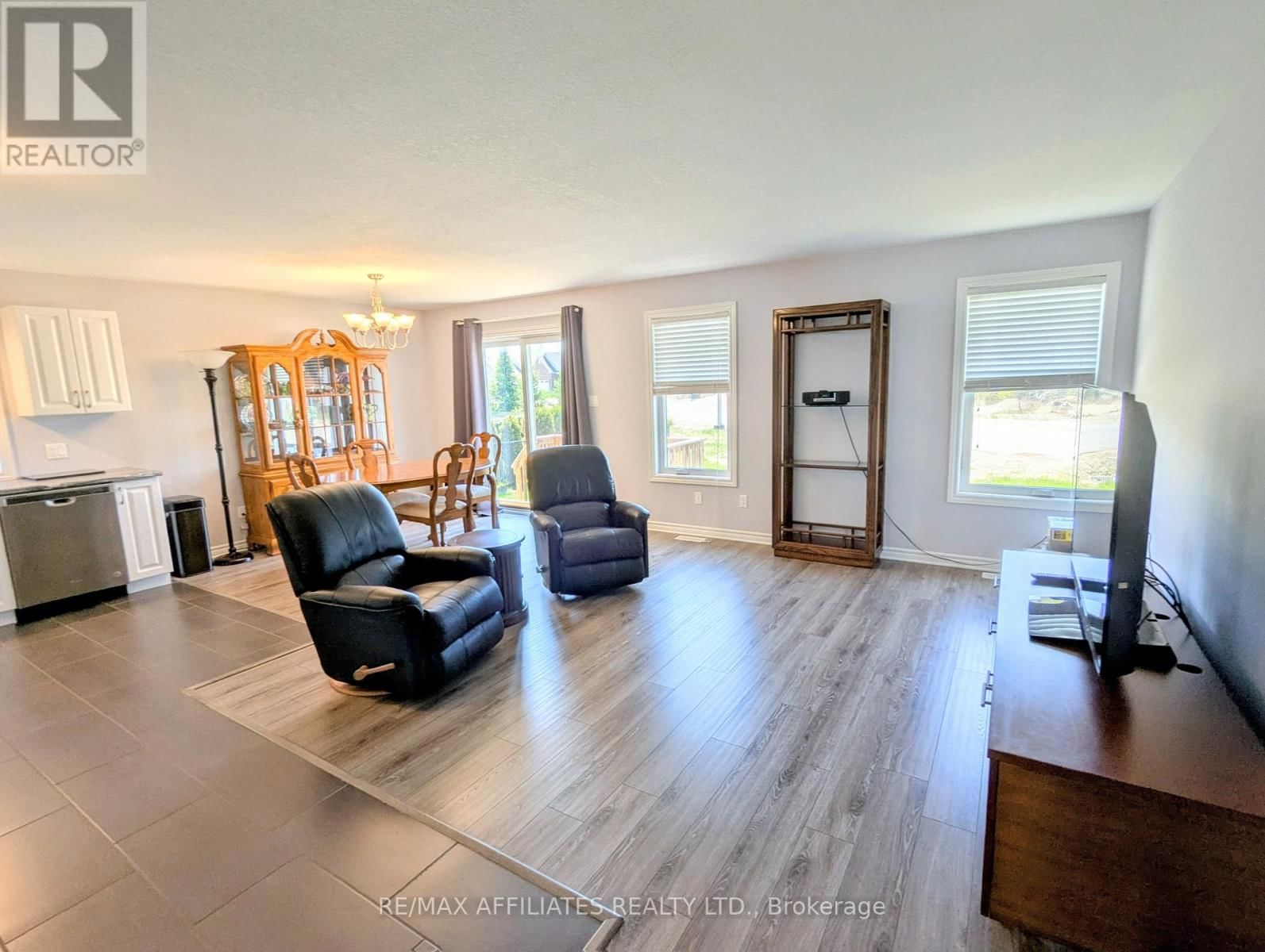 228 WOOD AVENUE Image 10