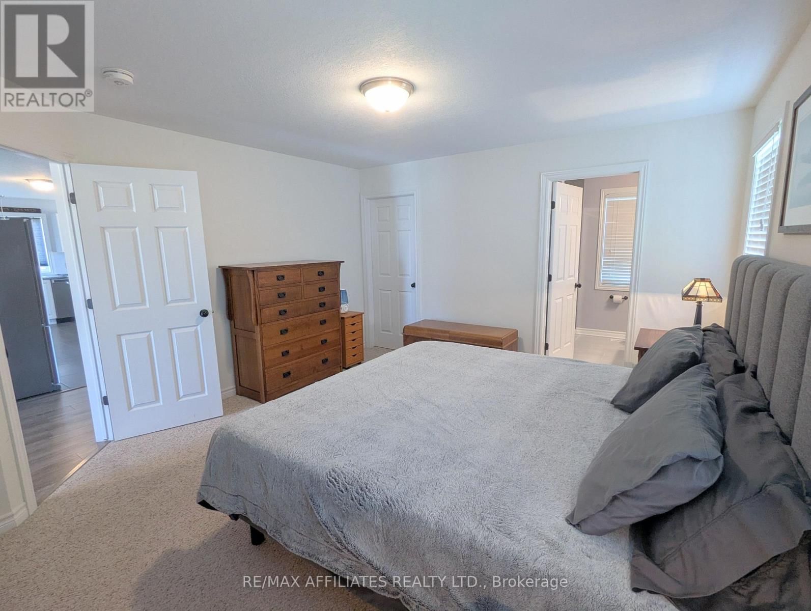 228 WOOD AVENUE Image 18