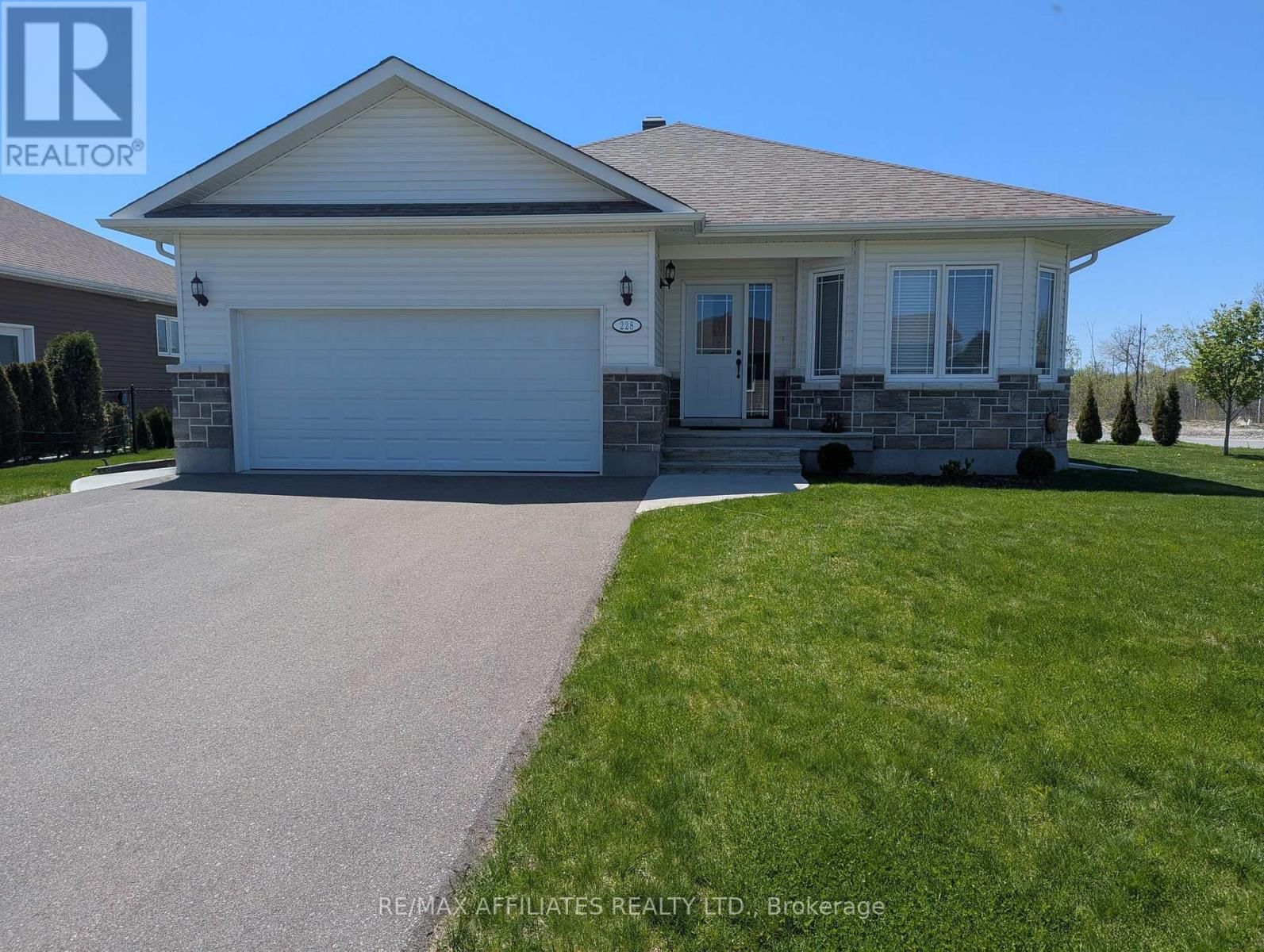 228 WOOD AVENUE Image 2