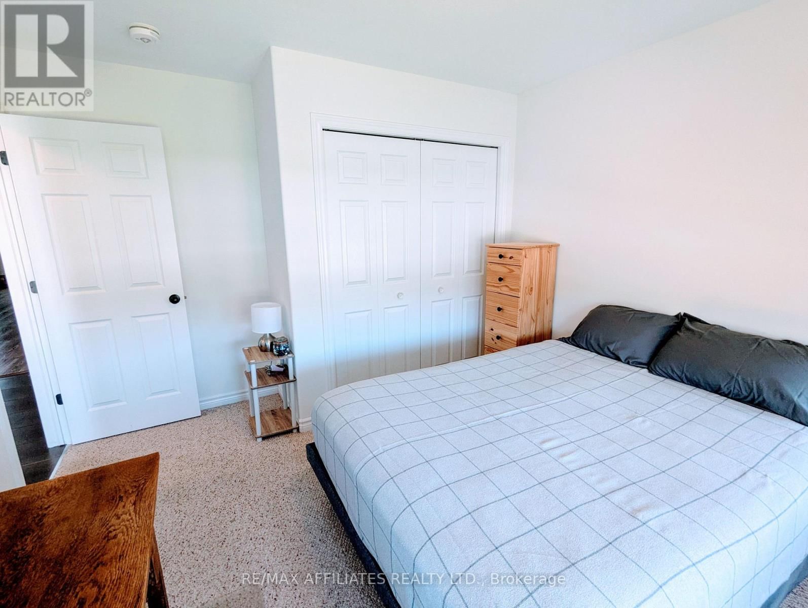228 WOOD AVENUE Image 25