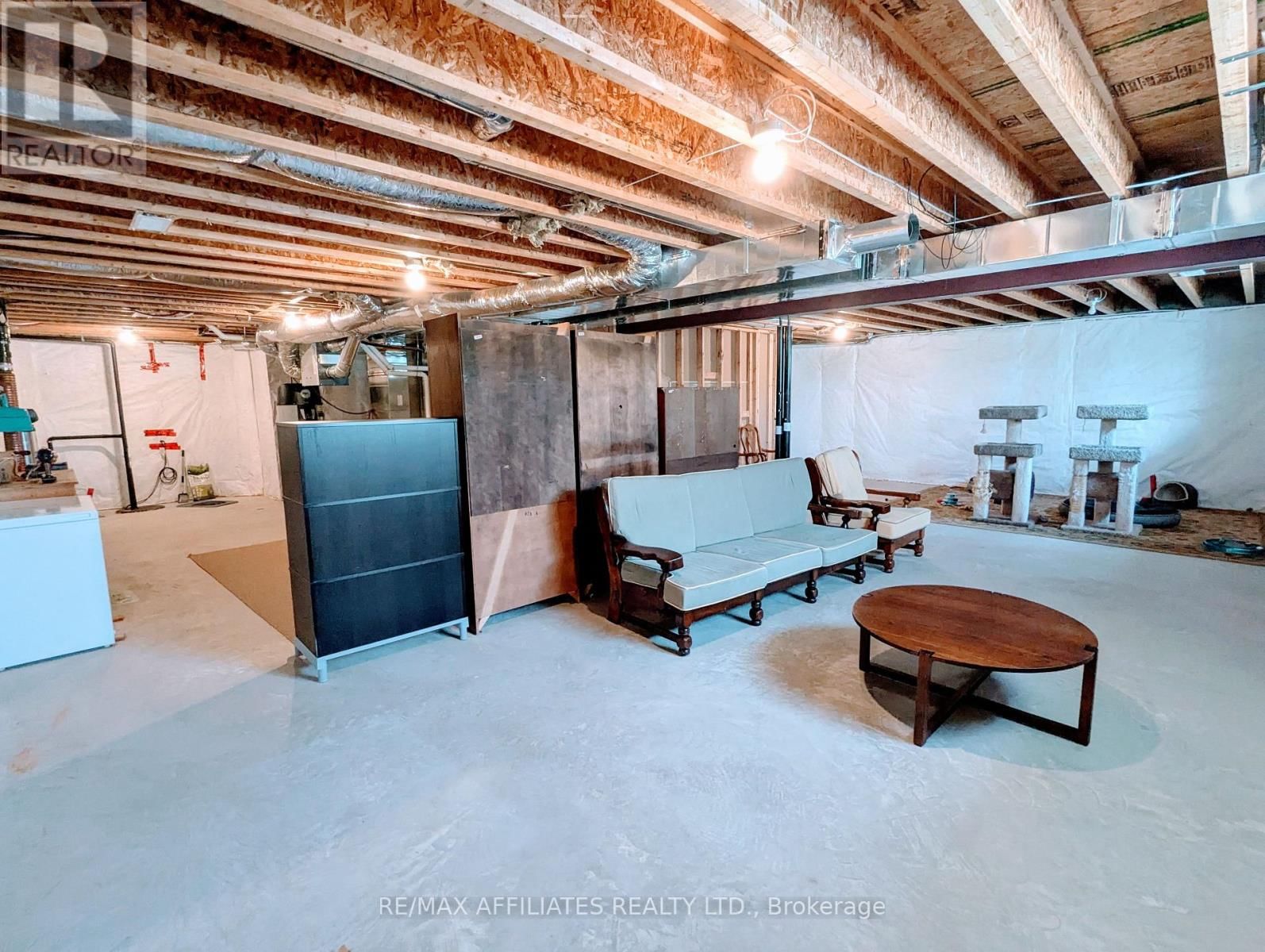 228 WOOD AVENUE Image 32