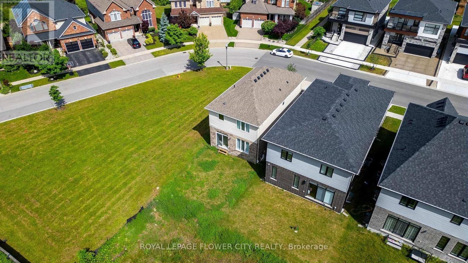 52 MONARCH WOODS DRIVE WEST Image 31