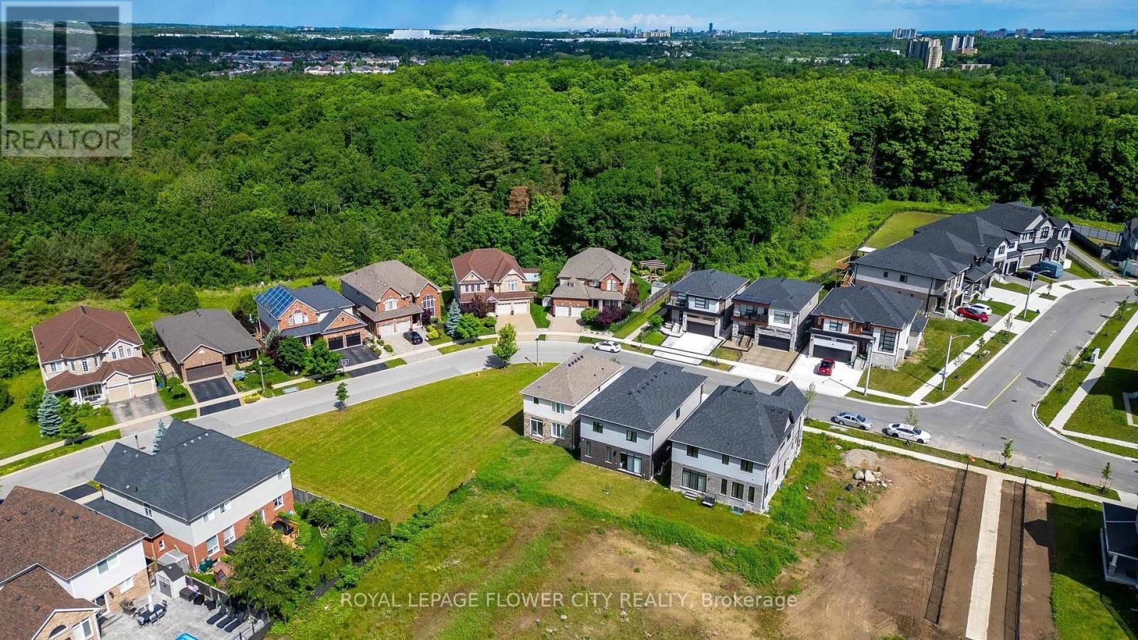 52 MONARCH WOODS DRIVE WEST Image 32
