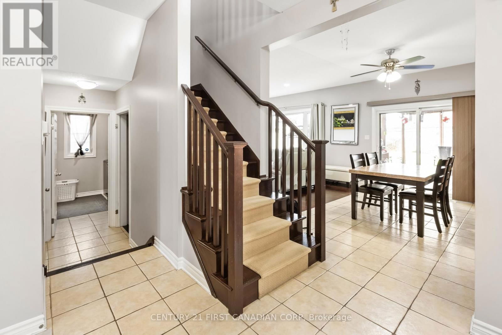 1479 SANDPIPER DRIVE NORTH Image 14
