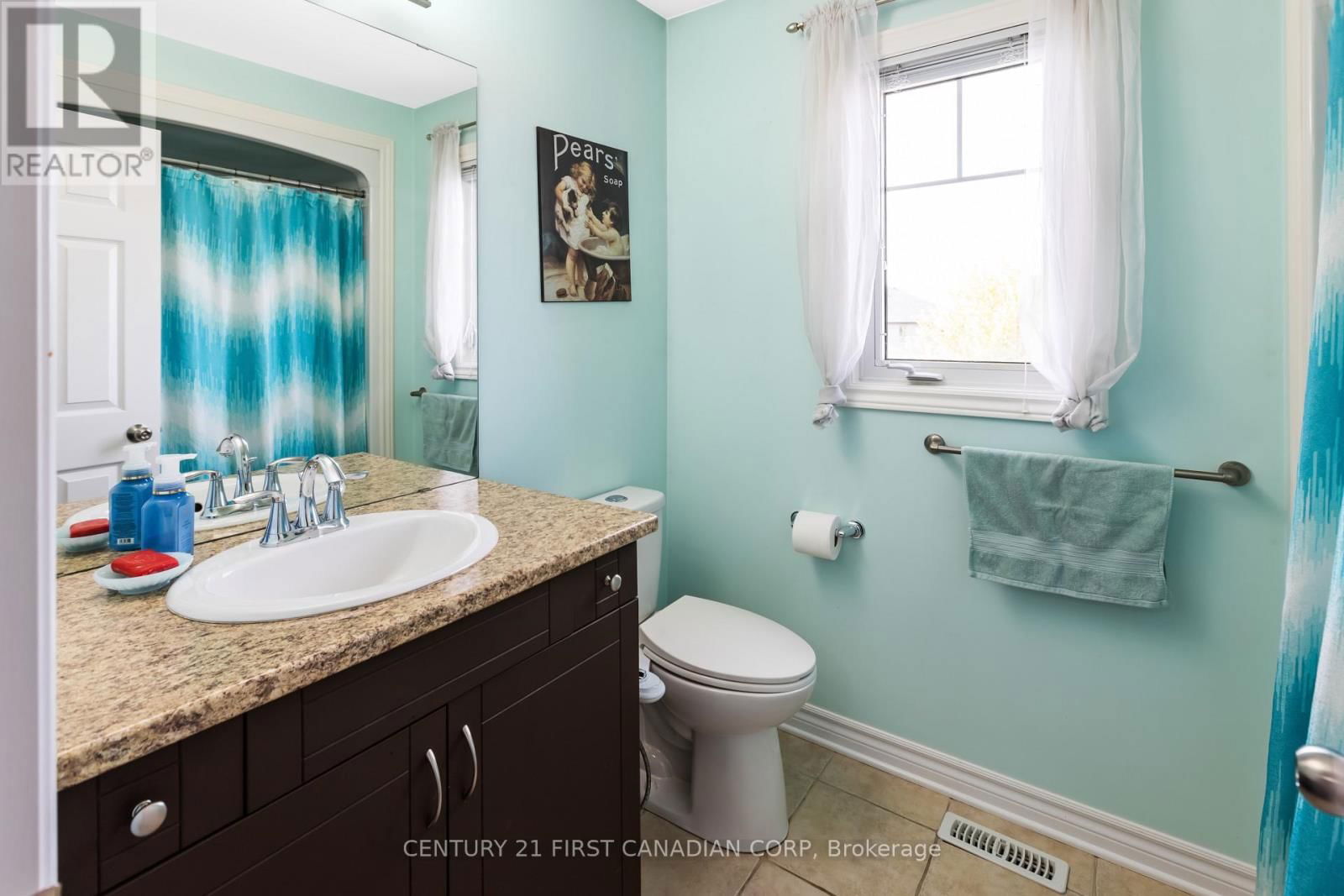 1479 SANDPIPER DRIVE NORTH Image 24