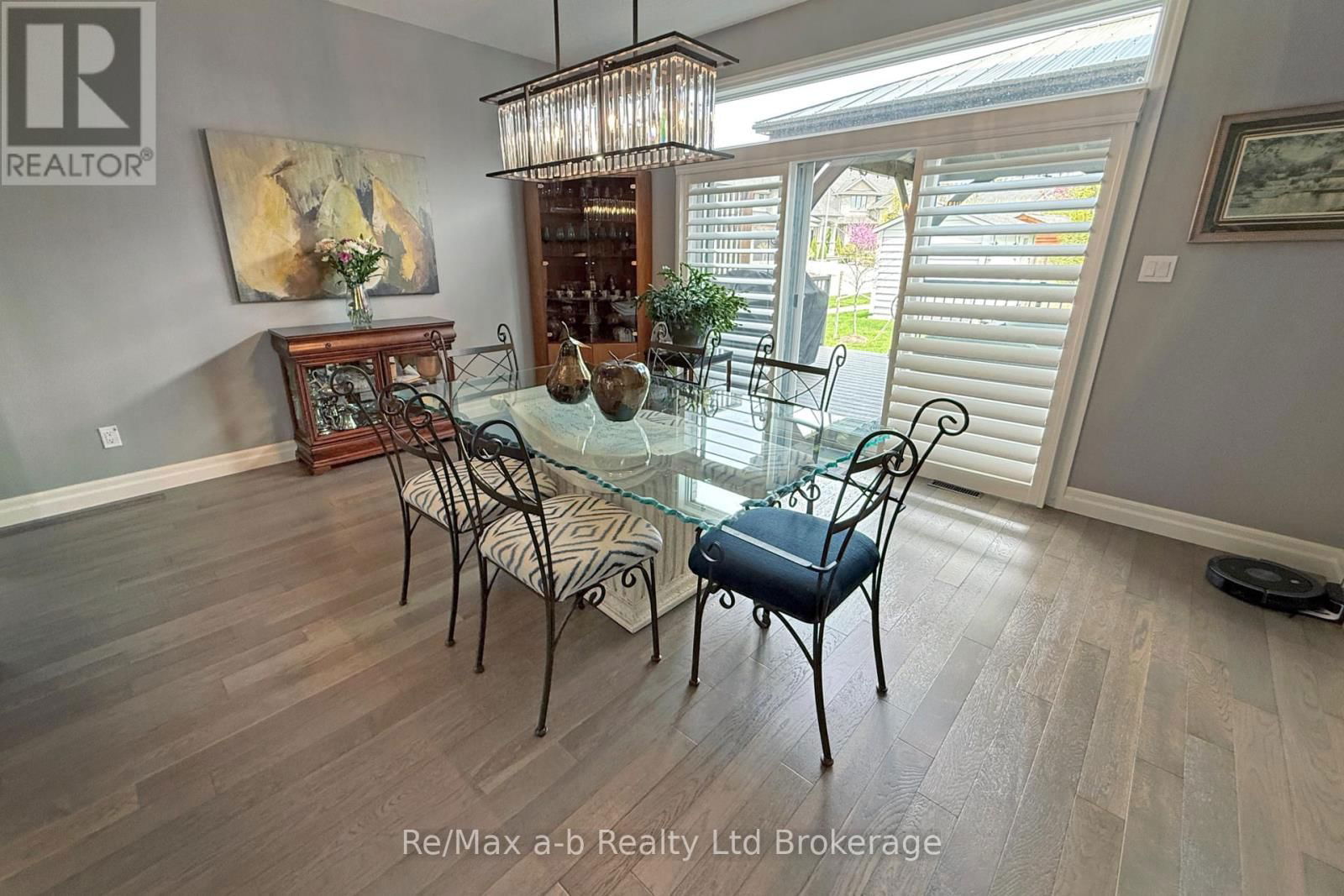 1236 ALBERNI ROAD Image 14