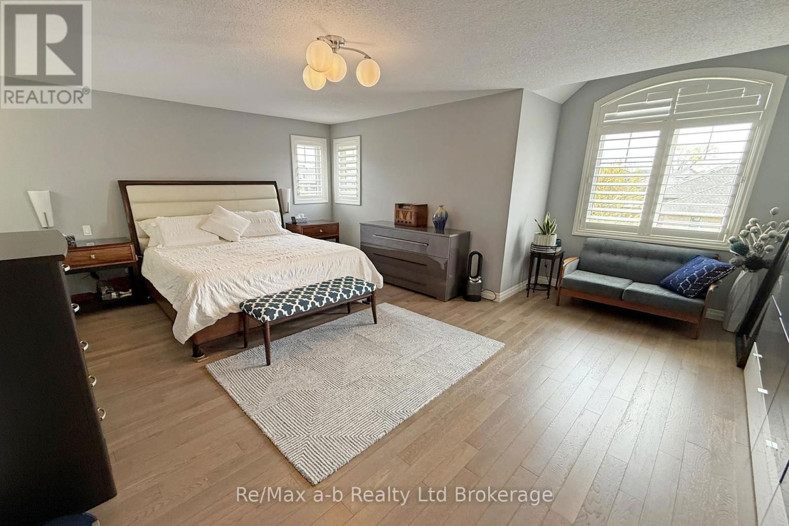 1236 ALBERNI ROAD Image 26