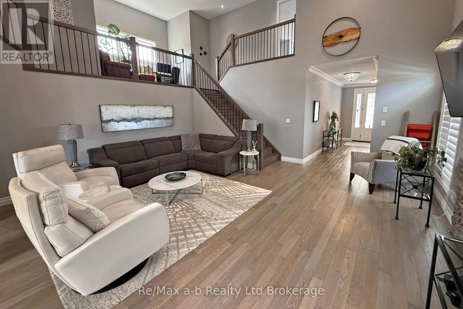 1236 ALBERNI ROAD Image 8