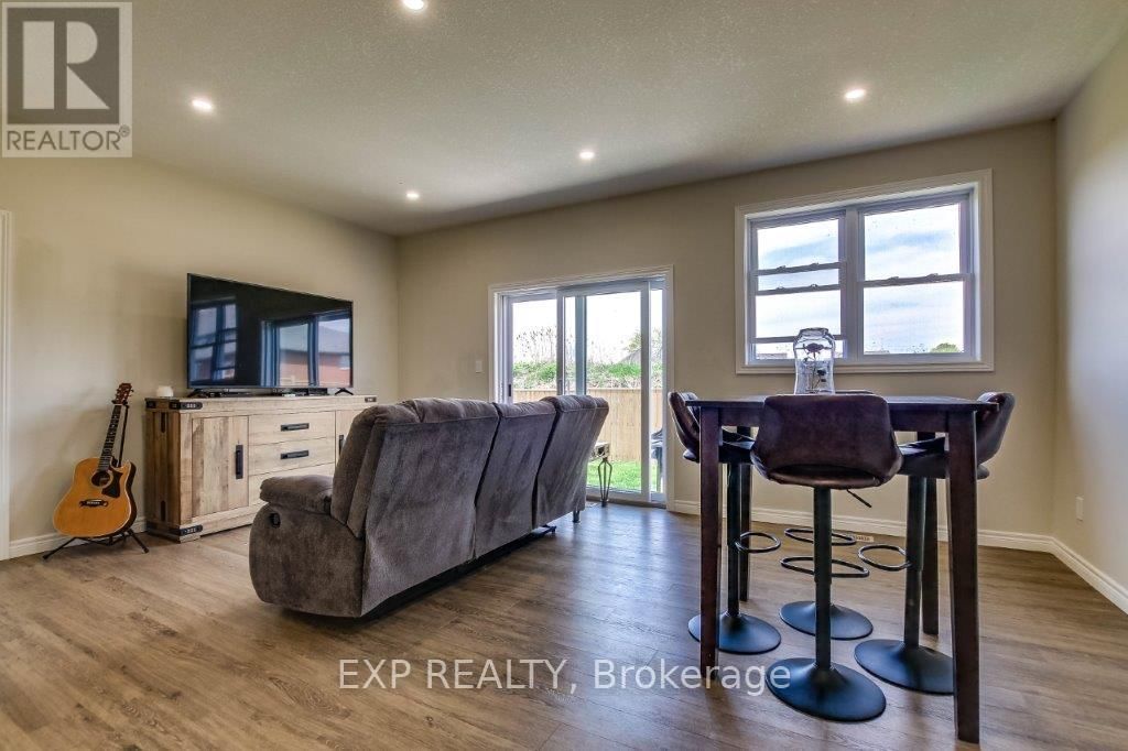 16 PINTAIL LANE Image 16
