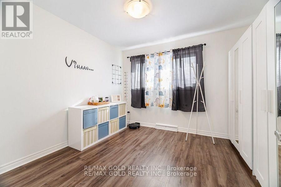 26 HILLGARDEN ROAD Image 28