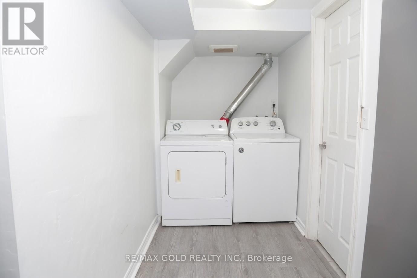 26 HILLGARDEN ROAD Image 43