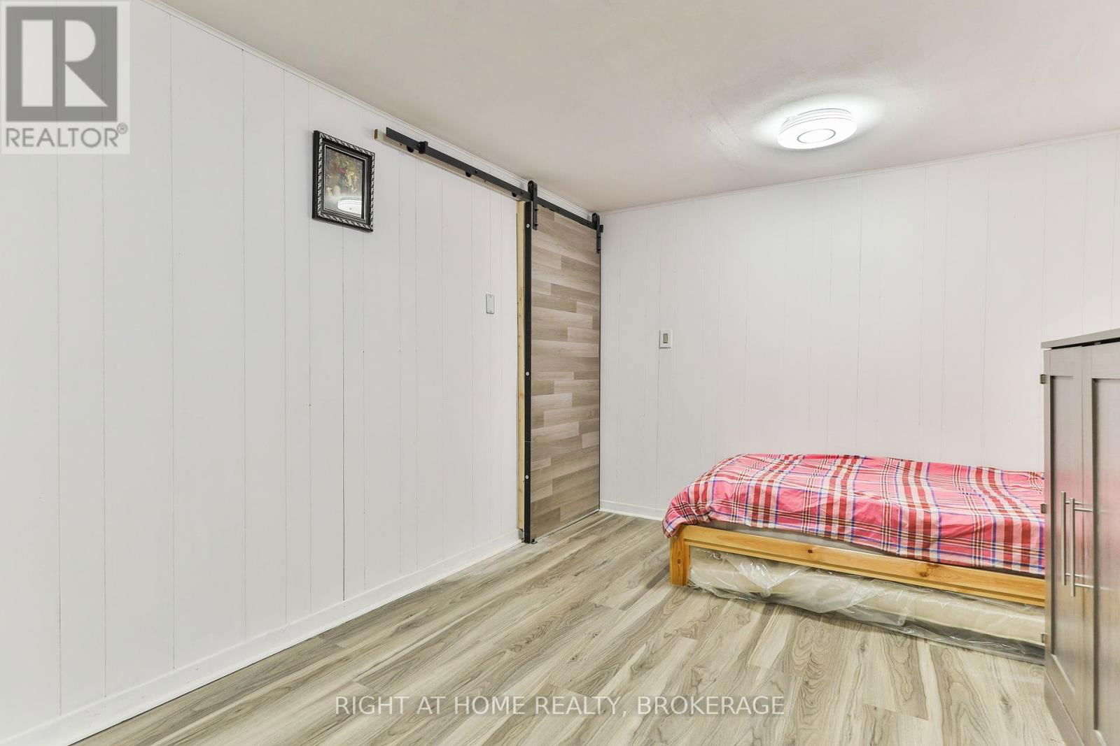 2 DESANTIS COURT Image 35