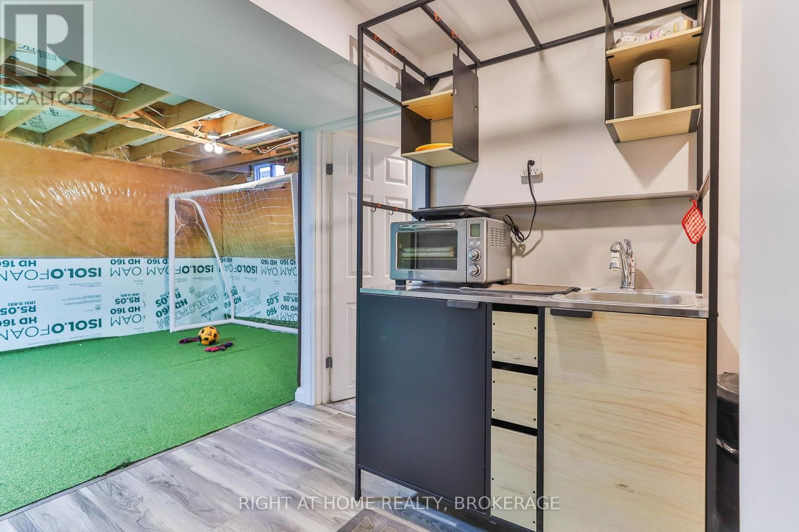 2 DESANTIS COURT Image 37